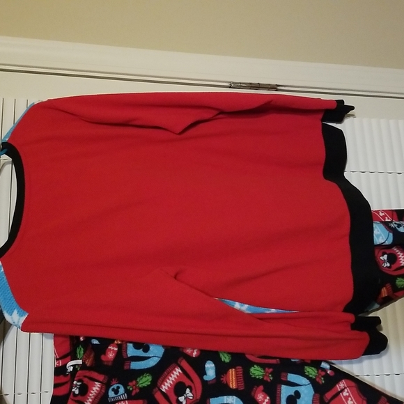 Womens Mickey & Minnie Holiday 2 PC Pajamas - Picture 4 of 5